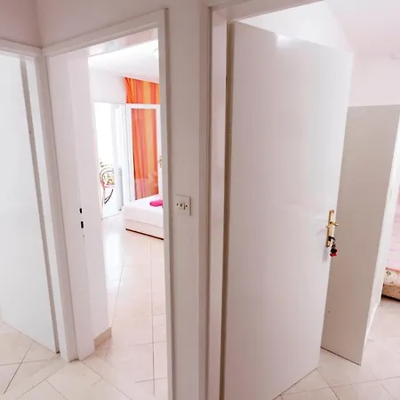 Apartment By The Sea Podgora, Makarska - 6671 Podgora (Split-Dalmatia)